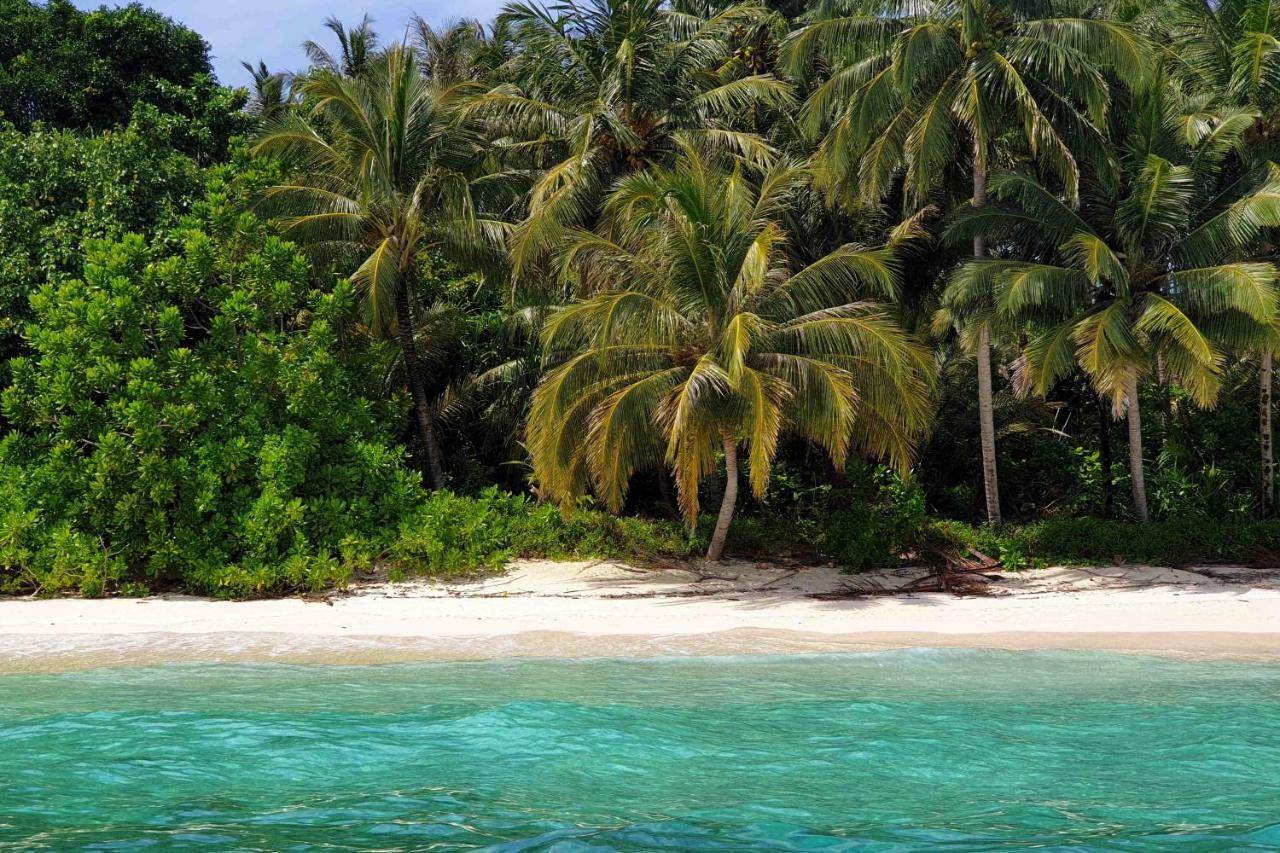 Ira Bungalows Pulau Banyak Alaban Exterior foto