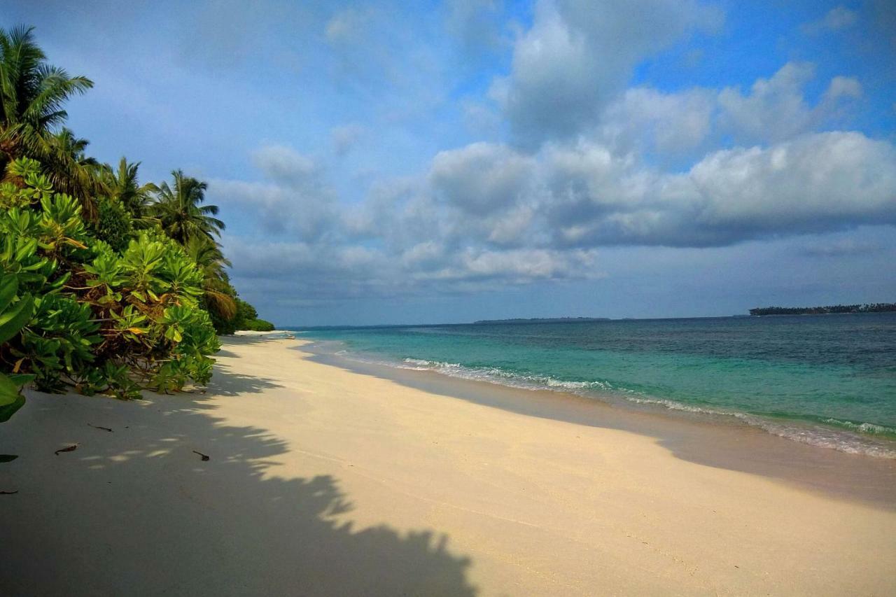 Ira Bungalows Pulau Banyak Alaban Exterior foto